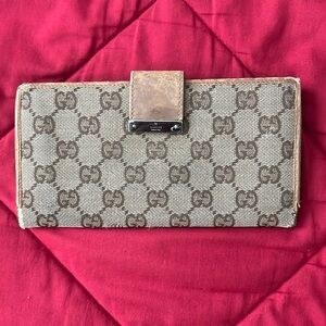 Gucci wallet
